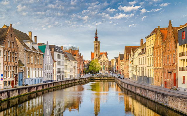 Du lịch Bỉ đến với thành phố Bruges điểm đến lãng mạn bậc nhất Bỉ