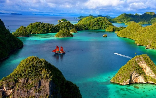 Du lịch Indonesia, say đắm trước vẻ đẹp hoang sơ của đảo Raja Ampat