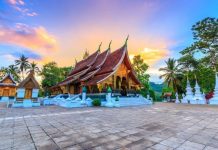 Chiêm ngưỡng vẻ đẹp cổ kính của cố đô Luang Prabang khi du lịch Lào